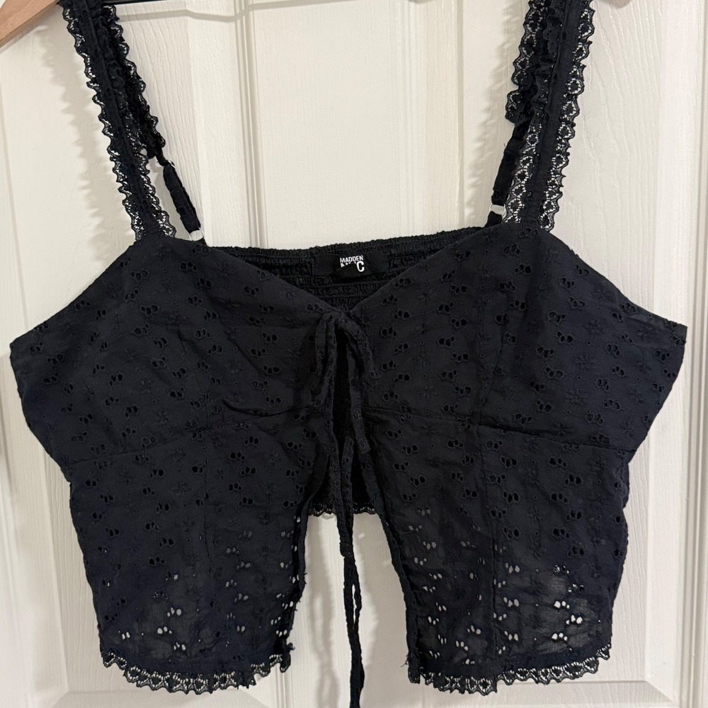 Madden NYC Women Black Eyelet Lace Tie Front Crop Top XXL Whimsy Festival